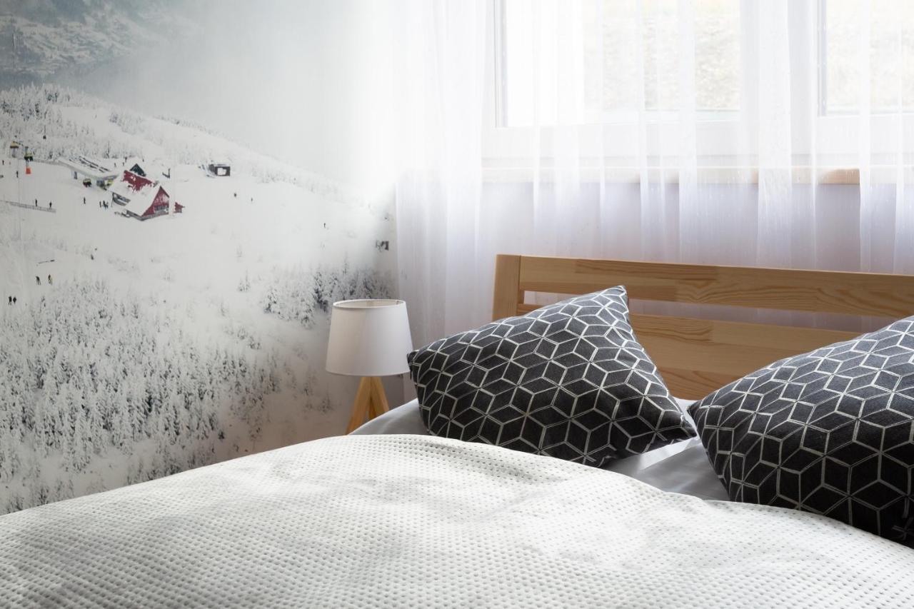 Apartament Z Garazem "Widok Na Skrzyczne" - Sloneczna Gora Szczyrk Esterno foto